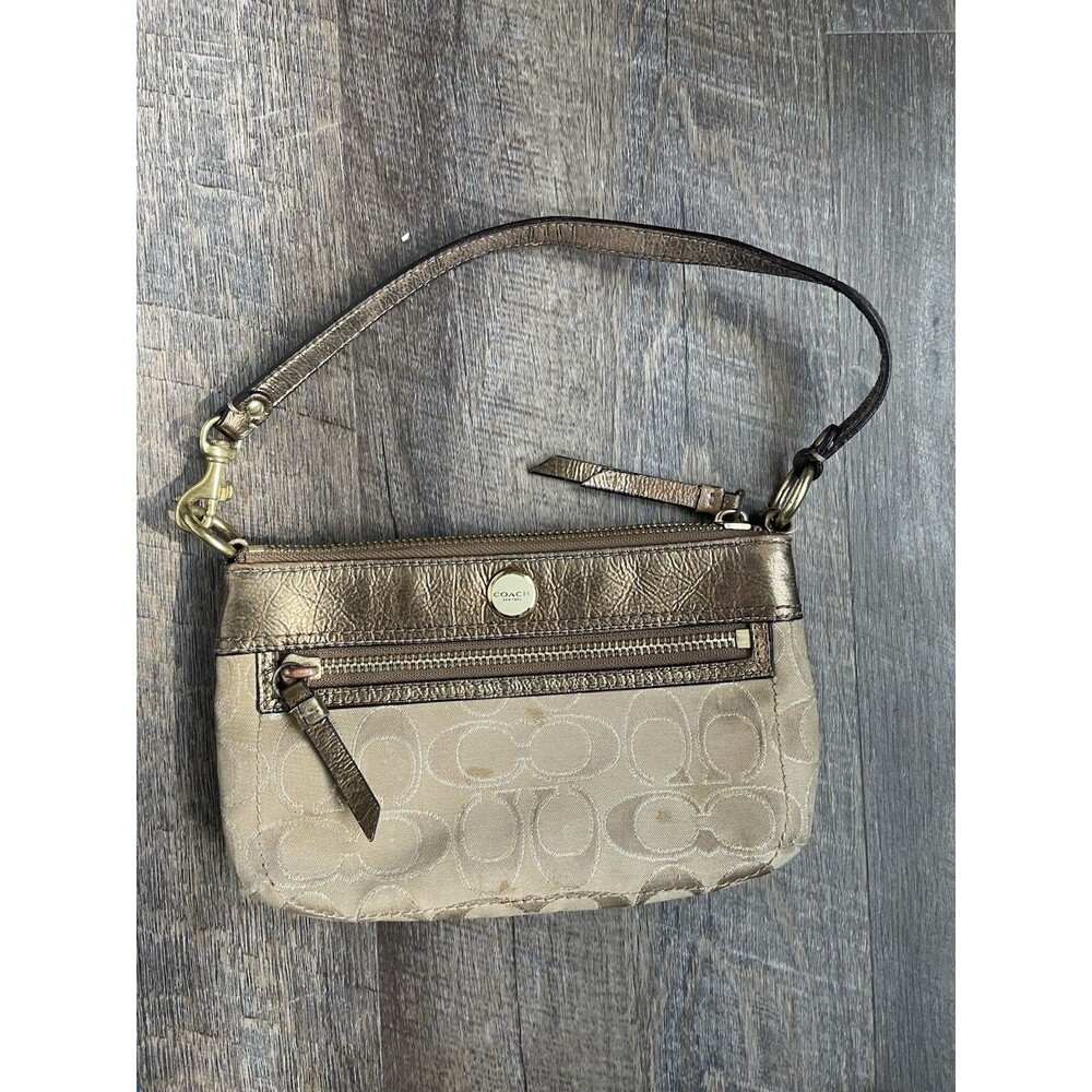 VTG Gold Coach Demi Baguette Signature C Monogram Pleated Wristlet